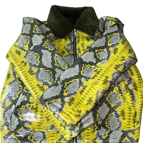 Snake Print Jacket - Picture 3 of 16